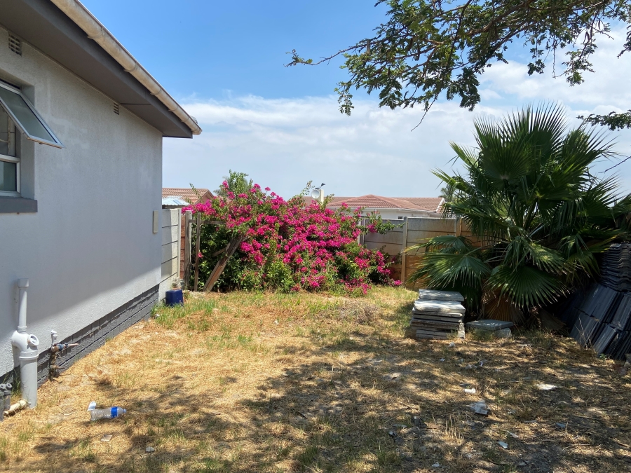 11 Bedroom Property for Sale in Jagtershof Western Cape